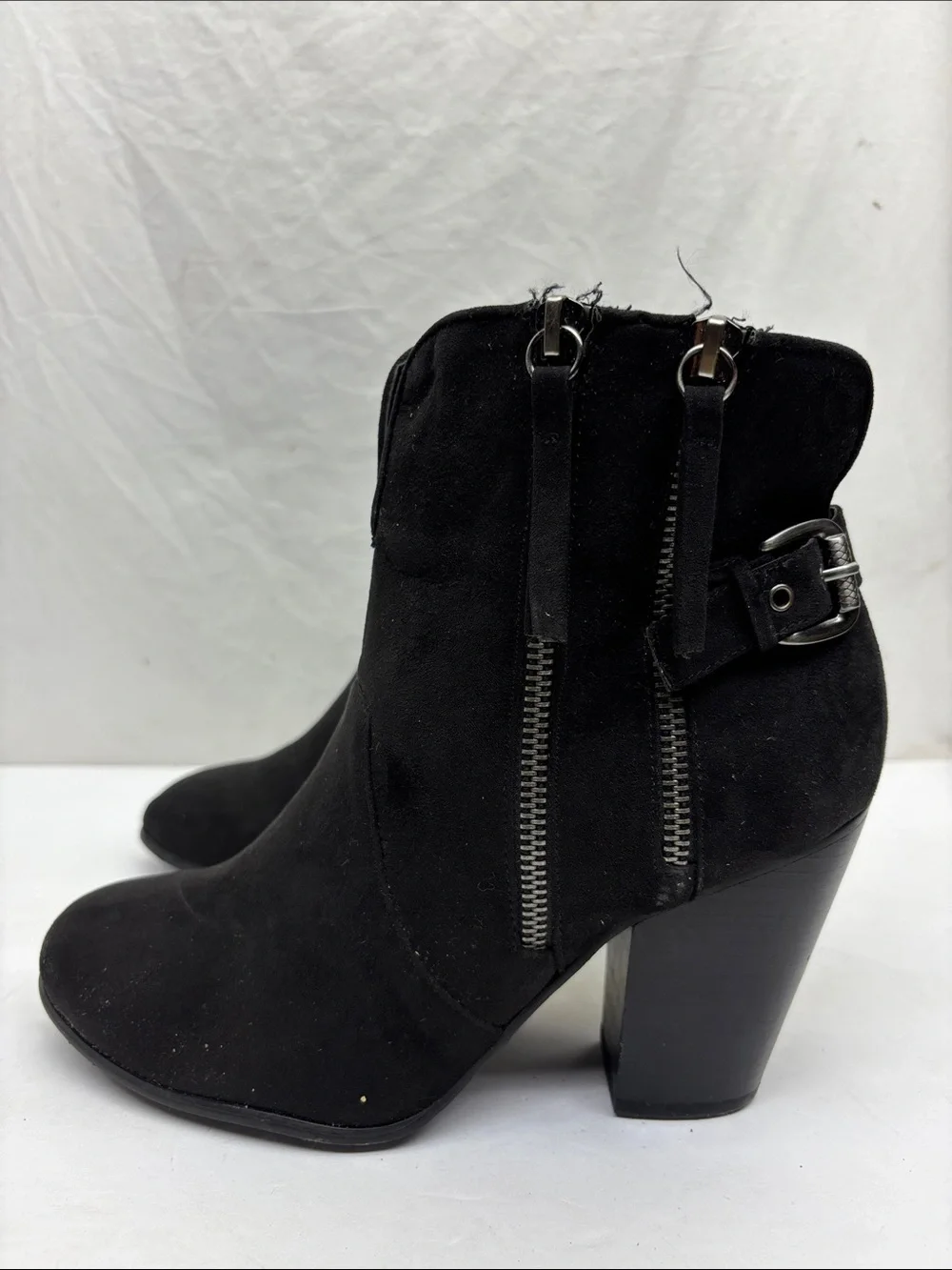 Carlos by Carlos Santana Women's Suede Ankle Boots Side Zip, SZ 8.5 M, box 75